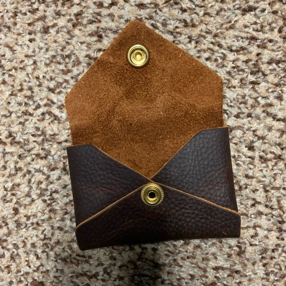 KMM wallet - Picture 3 of 3